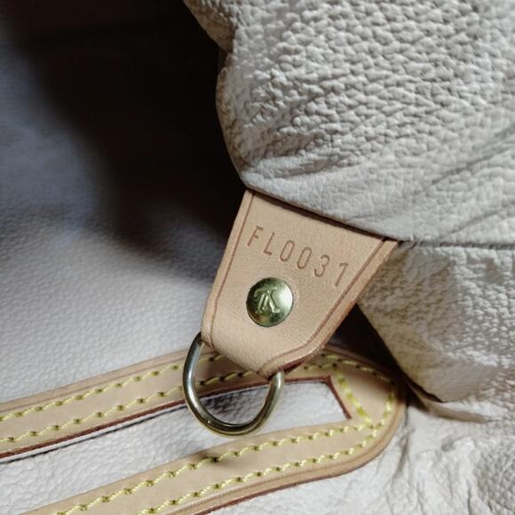 💎✨Authentic✨💎Louis Vuitton Bucket GM Shoulder bag - Picture 9 of 9